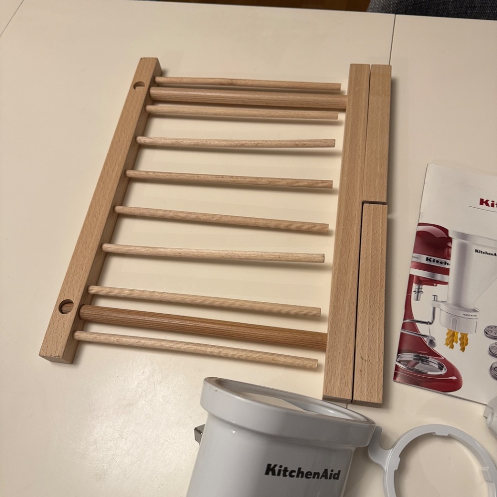 KitchenAid gourmet pasta attachment with pasta drying rack - Picture 3 of 3